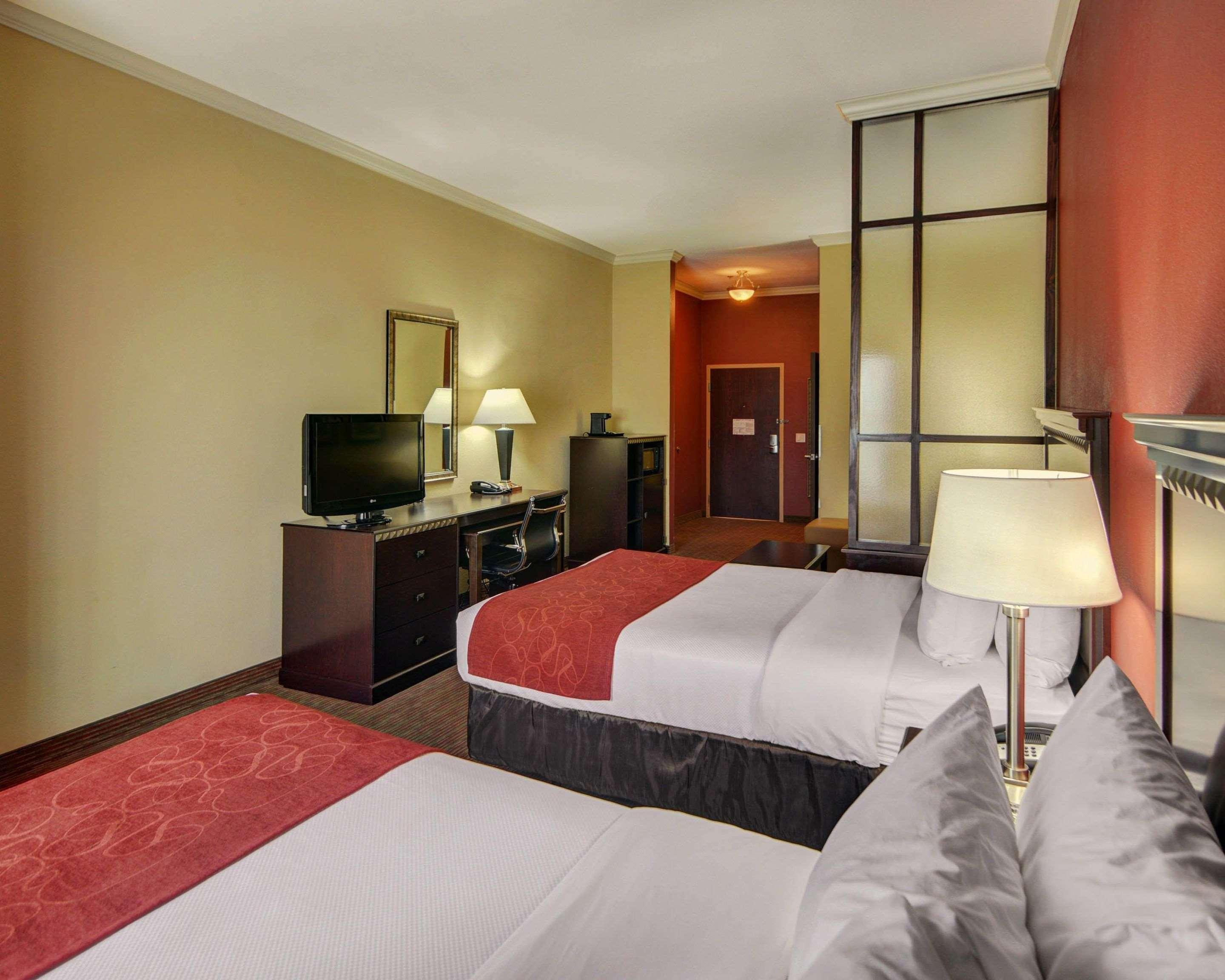 Comfort Suites Fort Worth South Bagian luar foto