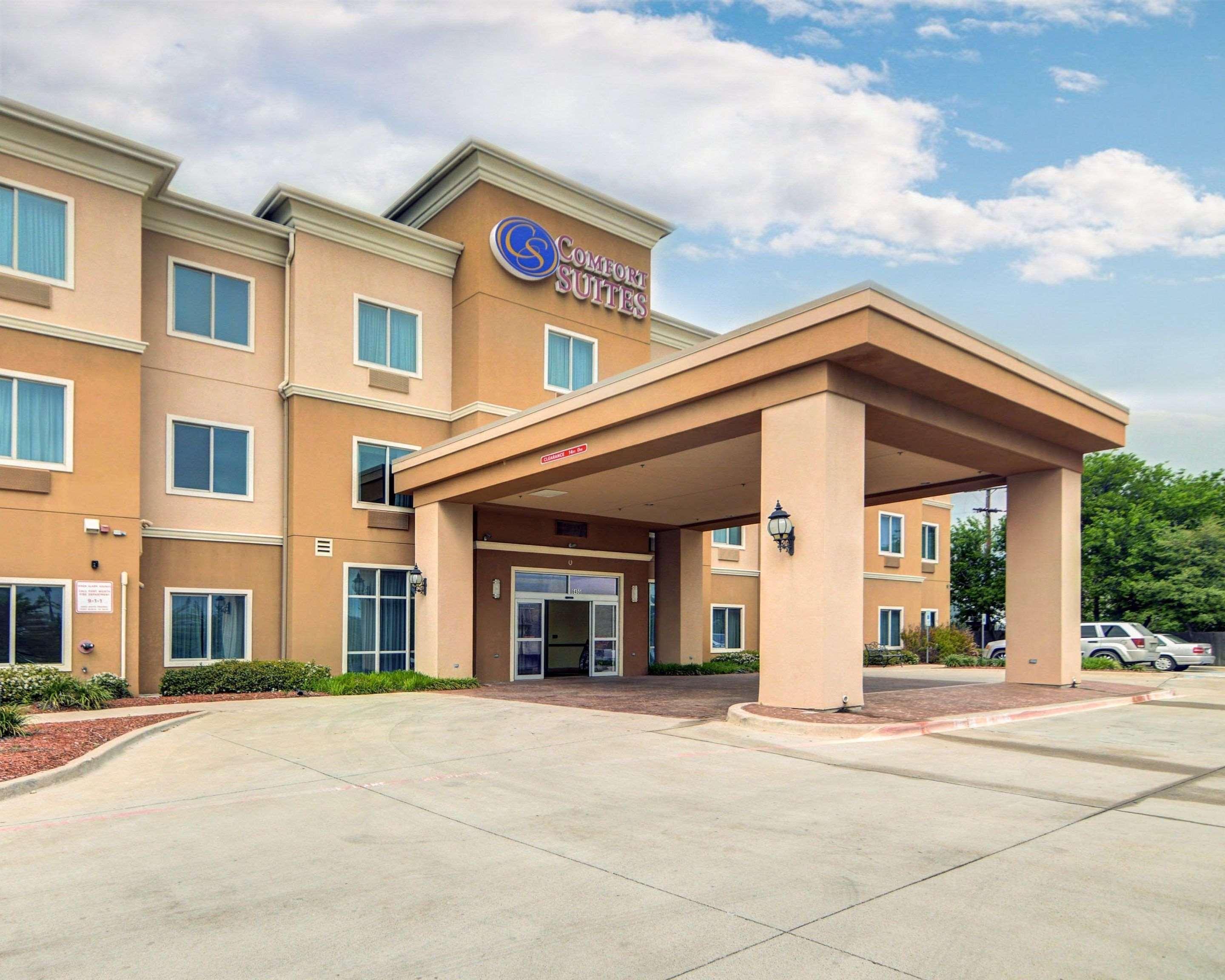 Comfort Suites Fort Worth South Bagian luar foto