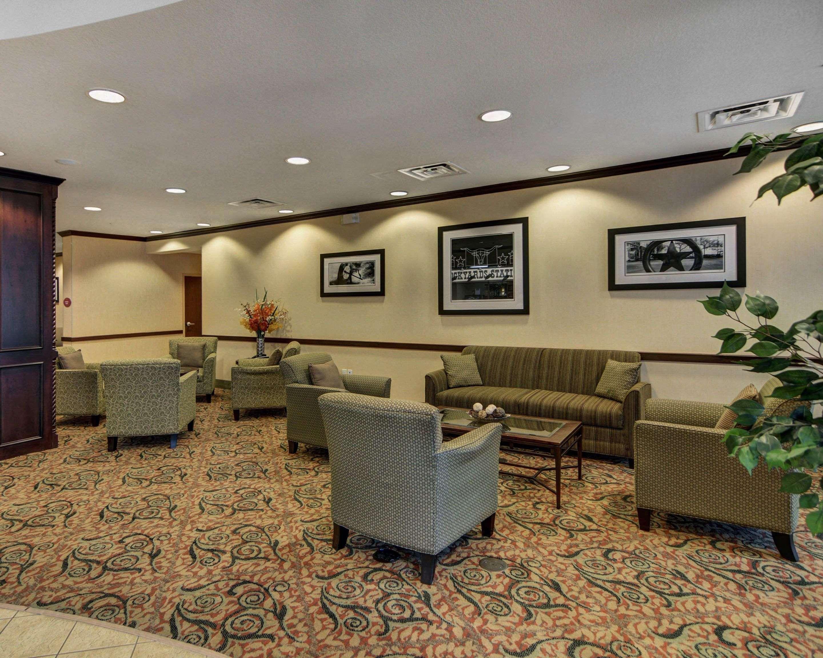 Comfort Suites Fort Worth South Bagian luar foto